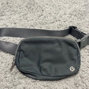 Lululemon belt bag